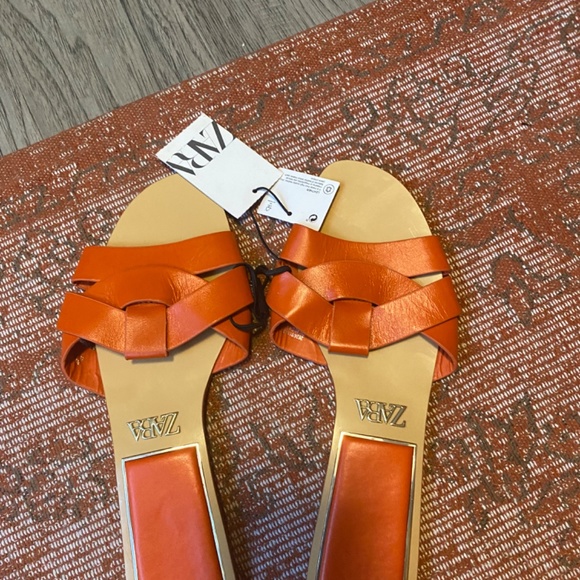 Zara Leather Flats - Picture 3 of 5
